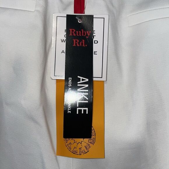Ruby  Road white slacks size 16 - Picture 5 of 7